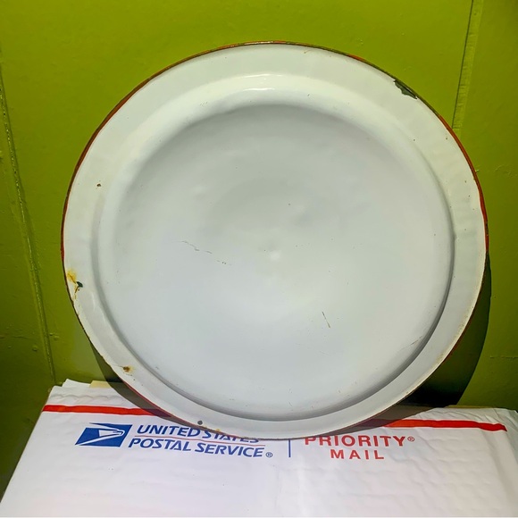 Vintage set of 2 metal/cast iron stovetop pot covers 1940’s-1950’s era - Picture 6 of 6